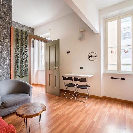 Rooms Piramide Рим Екстер'єр фото