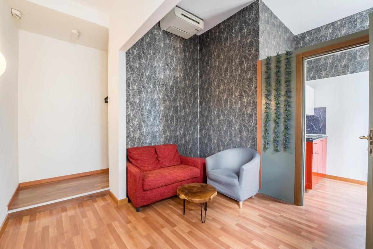 Rooms Piramide Рим Екстер'єр фото