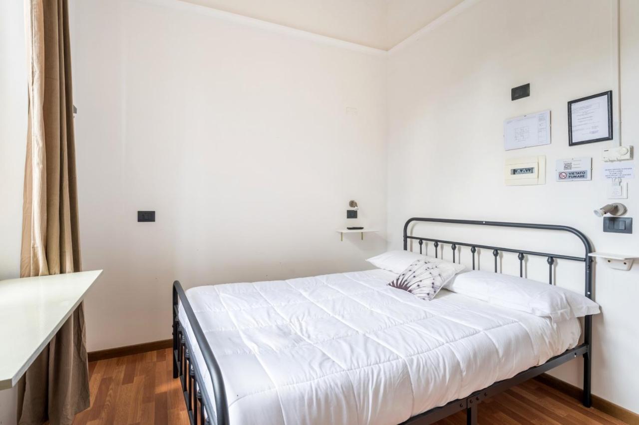 Rooms Piramide Рим Екстер'єр фото