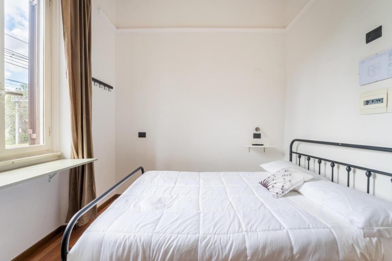 Rooms Piramide Рим Екстер'єр фото