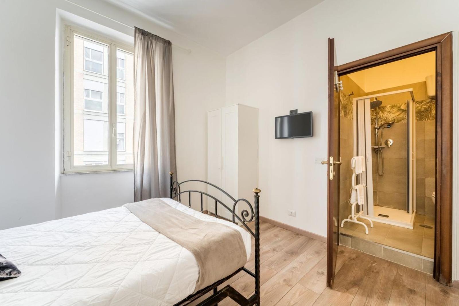 Rooms Piramide Рим Екстер'єр фото